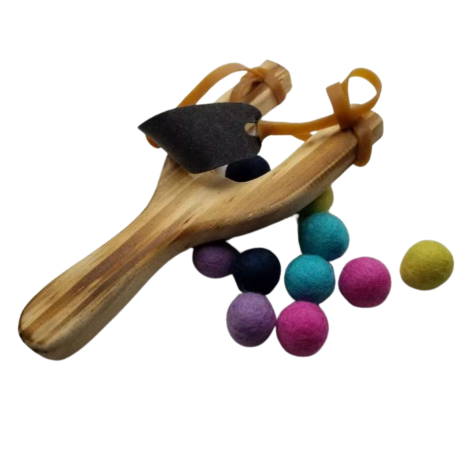 Wooden Slingshot With 10 Felt Balls