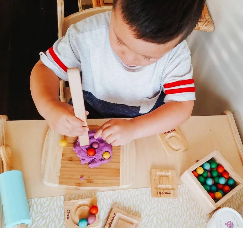 2D Geo Shapes Tracing Board Set