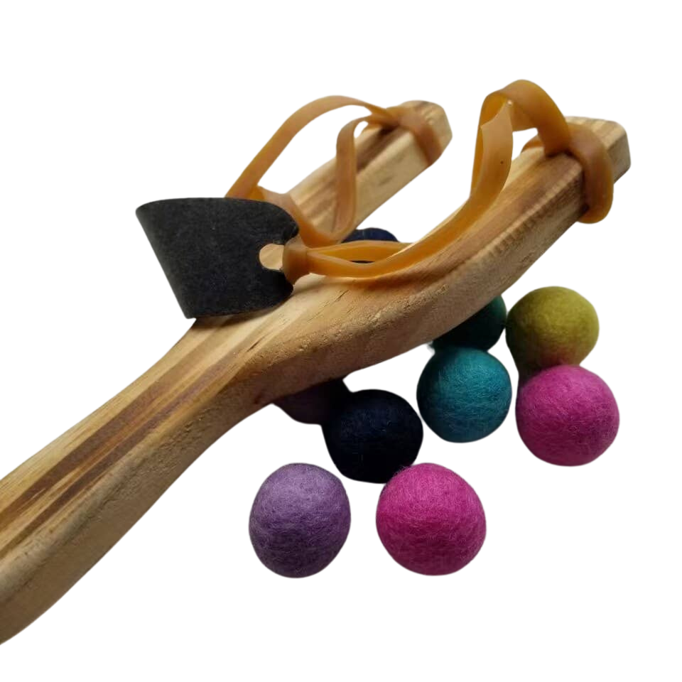Wooden Slingshot With 10 Felt Balls
