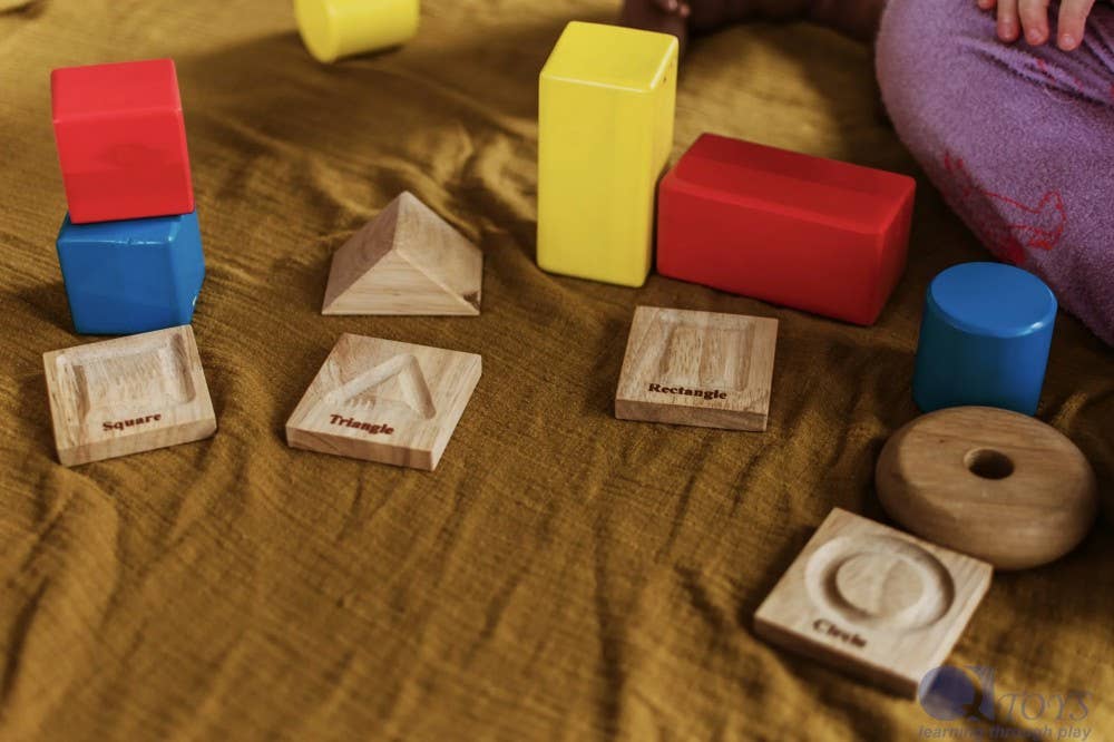 2D Geo Shapes Tracing Board Set