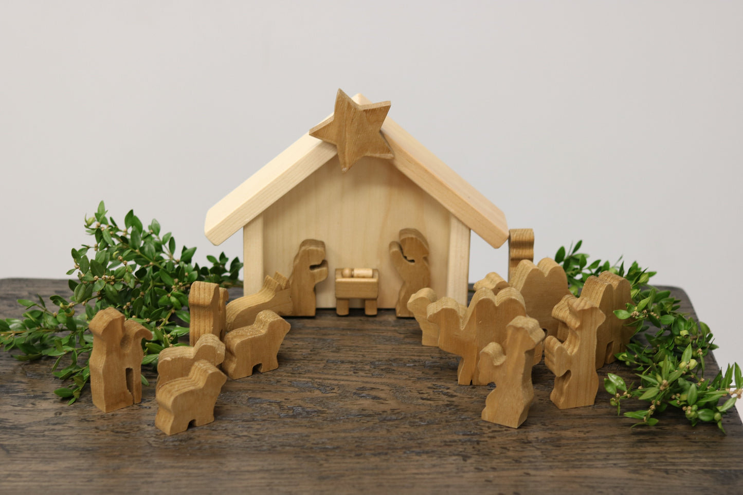 Wooden Nativity Manger Scene Set, 14 Pieces