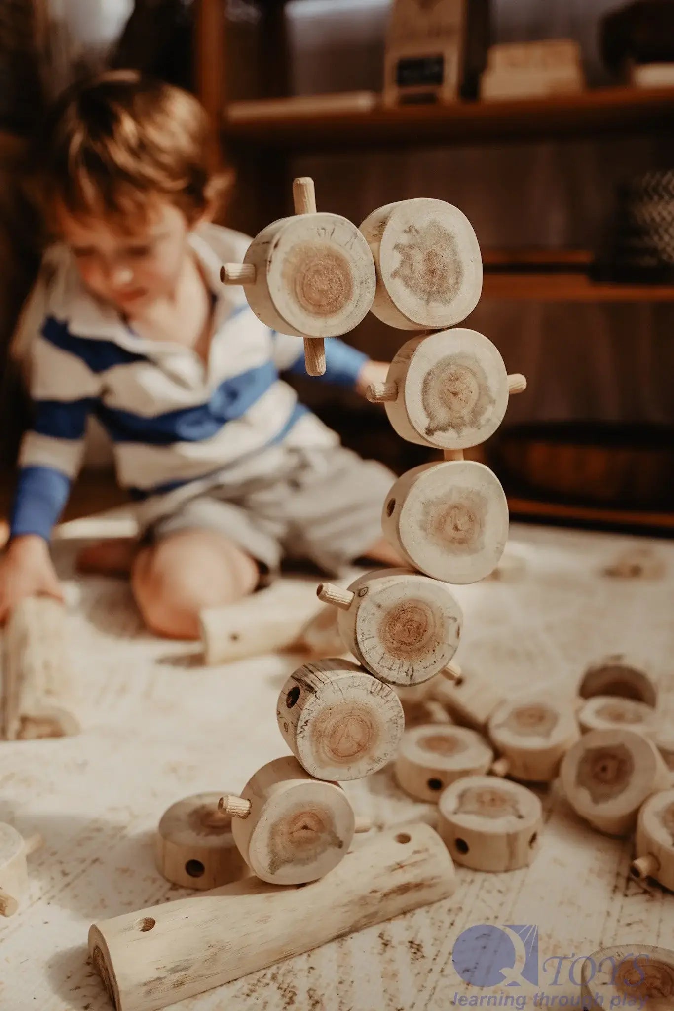 Natural Tree Wooden Building Pieces for Construction Play