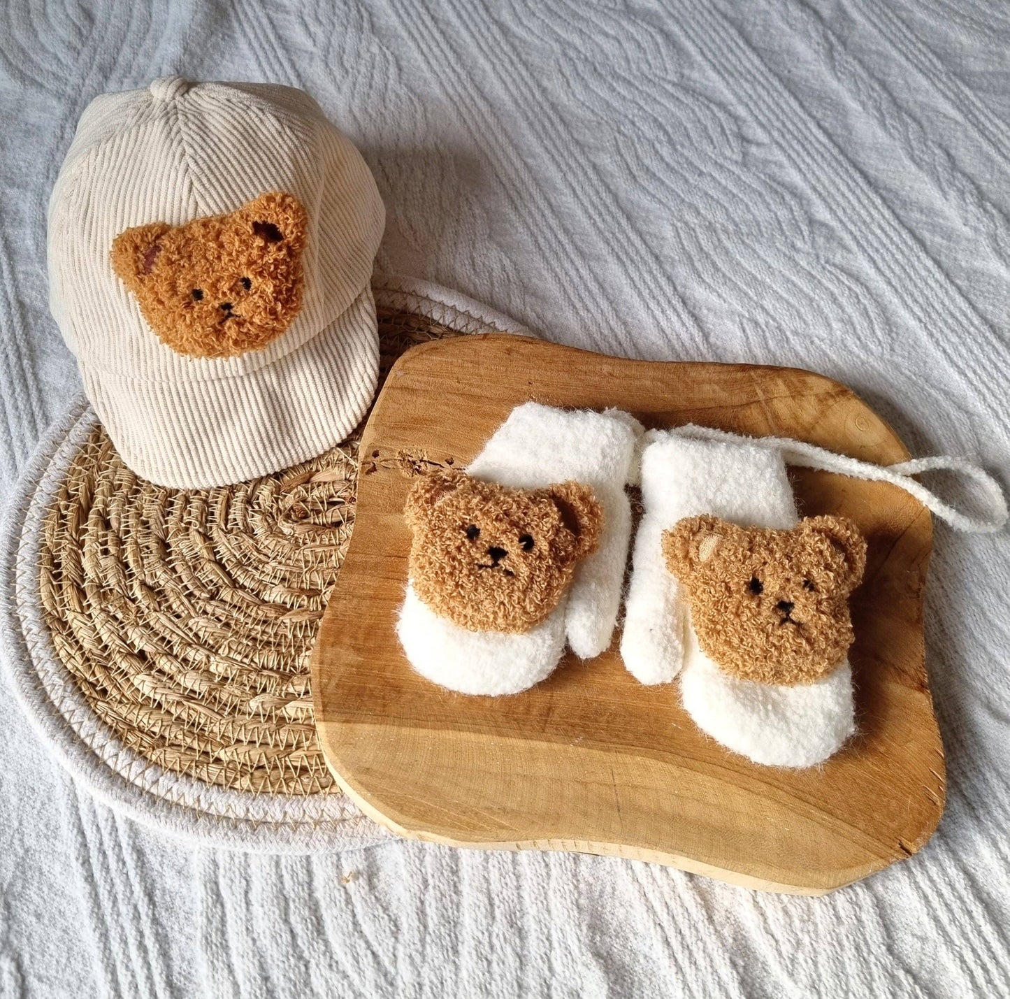 Winter Toddler Baby Mittens Gloves With Teddy Bears in Beige