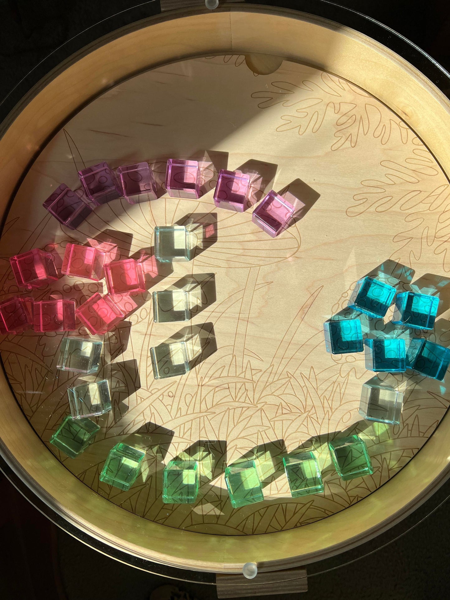 60 Pcs Crystal Clear High Transparency Lucite Cubes Set with Wooden Tray – Rainbow or Pastel Colors