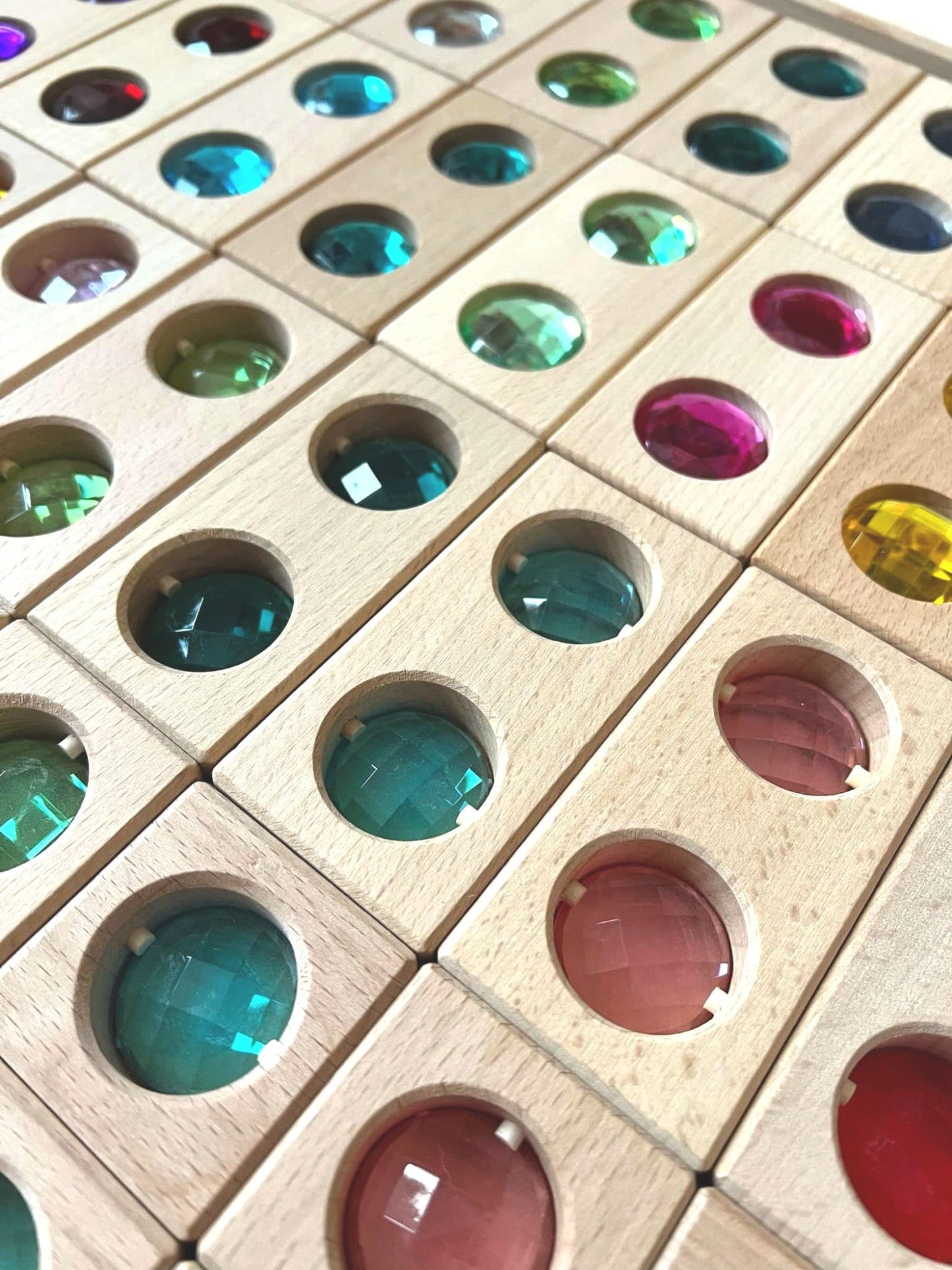 40 PCS Wooden Gemmed Blocks Set with Storage Tray