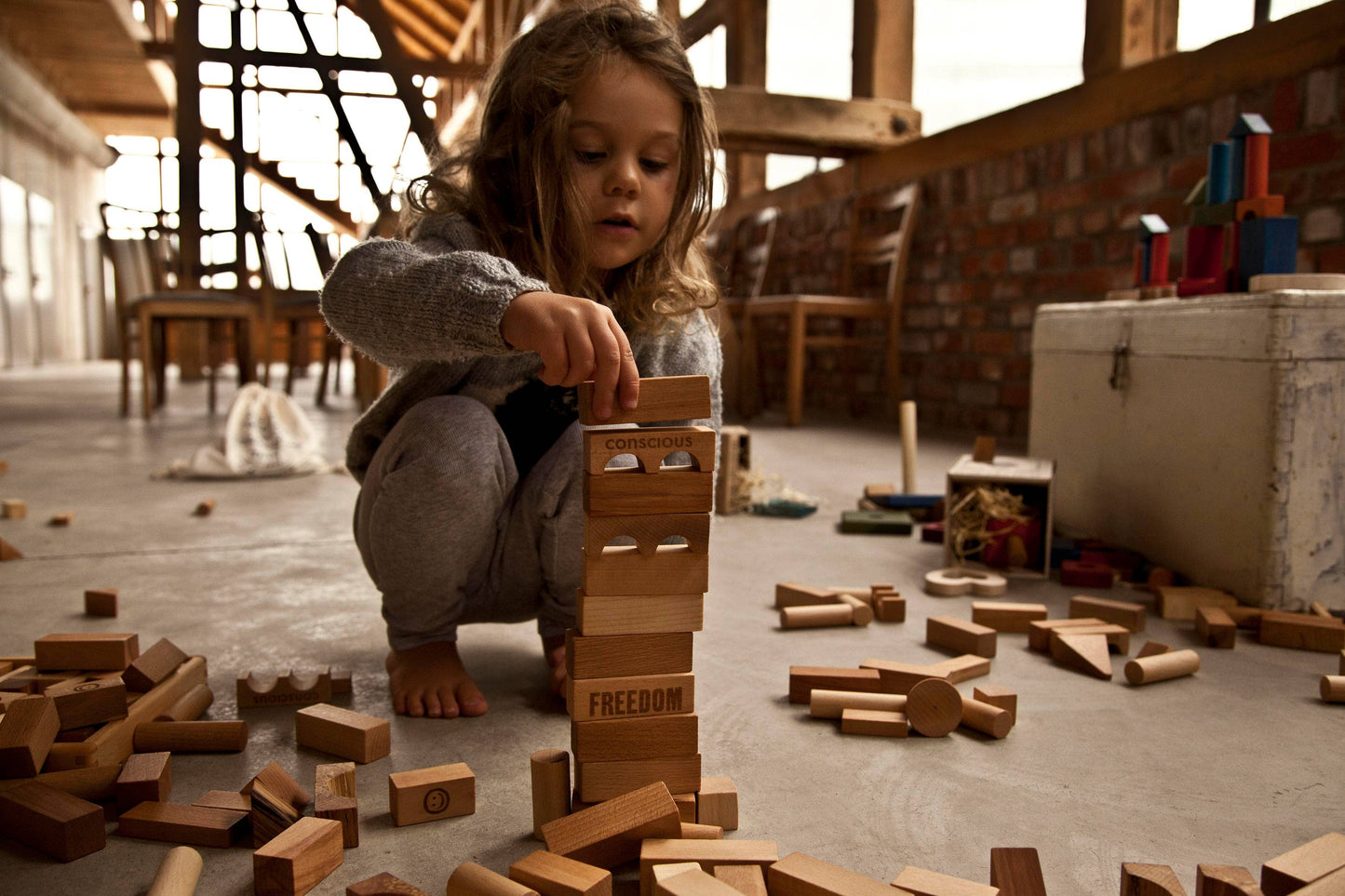 Wooden Blocks In Tray 30 Pieces in Natural Wood