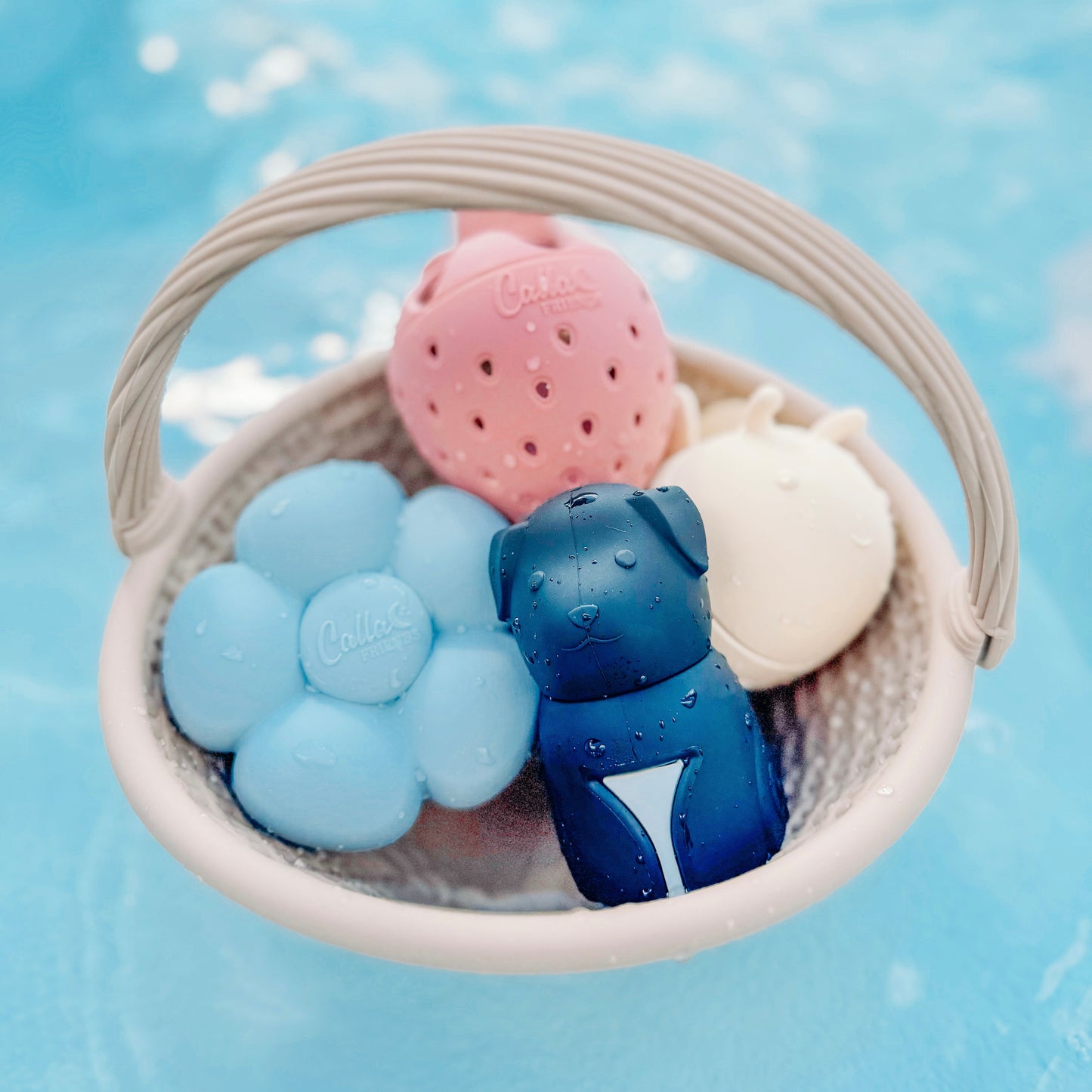 Strawberry Patch Bath Toys