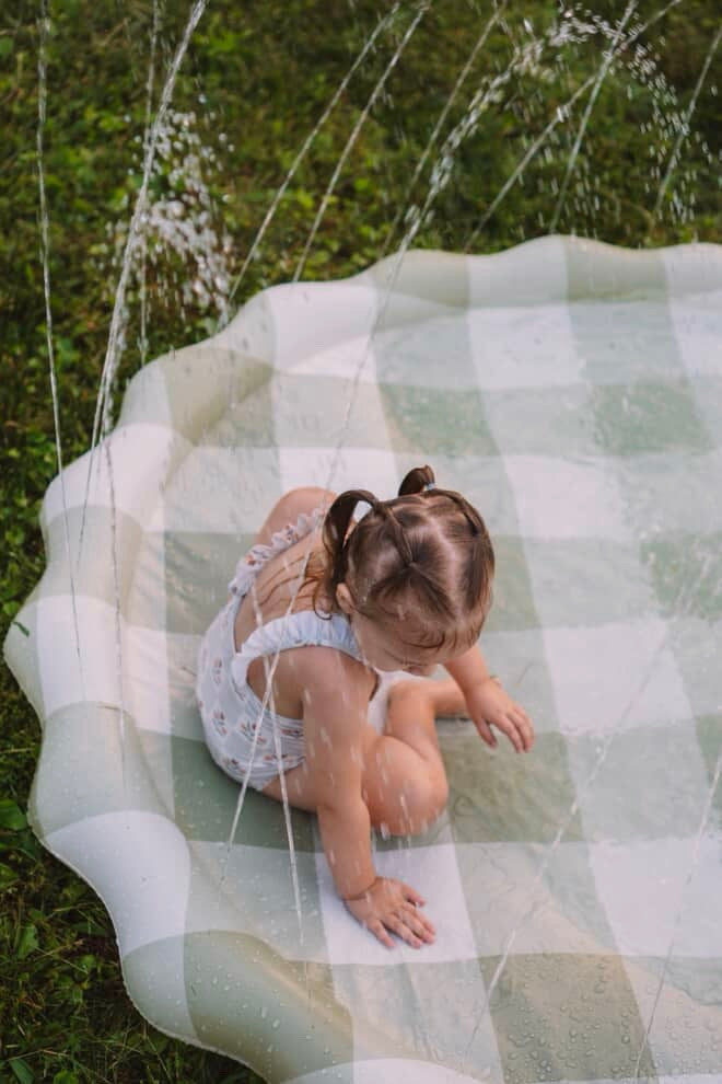 Green Gingham Splash Pad