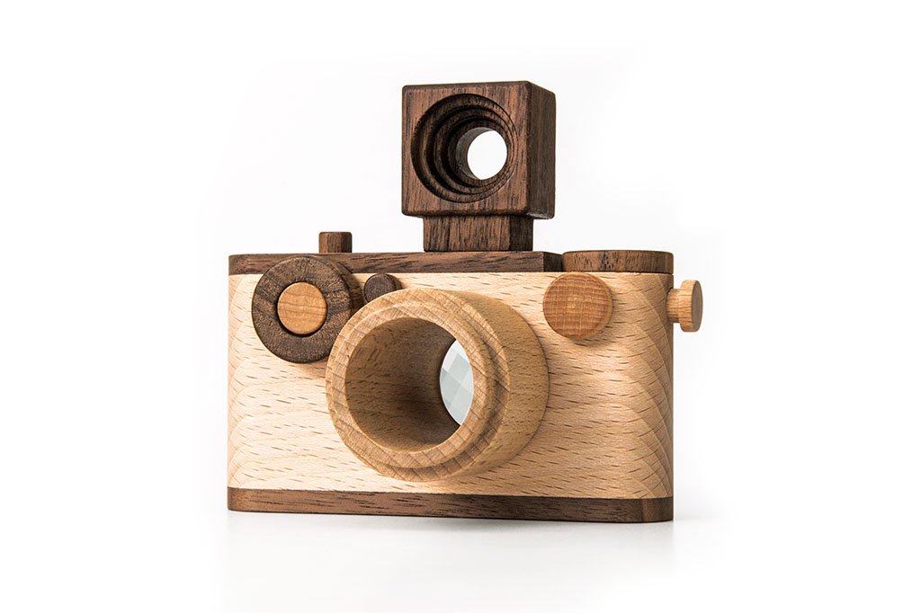 35MM Wooden Toy Camera - Original Style in Beech