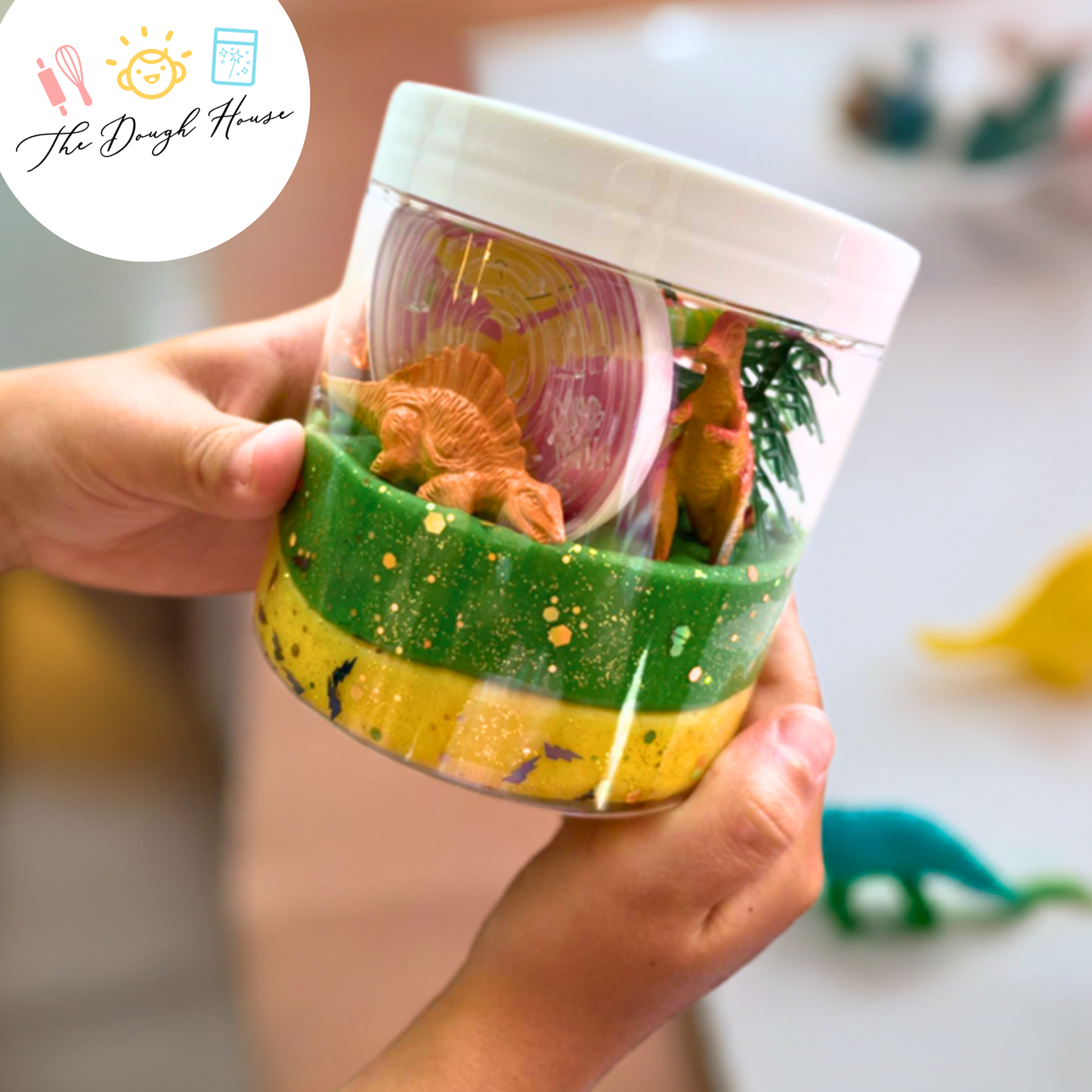 Dinosaur Magical Play Dough Jar (Super Size / 16 oz)