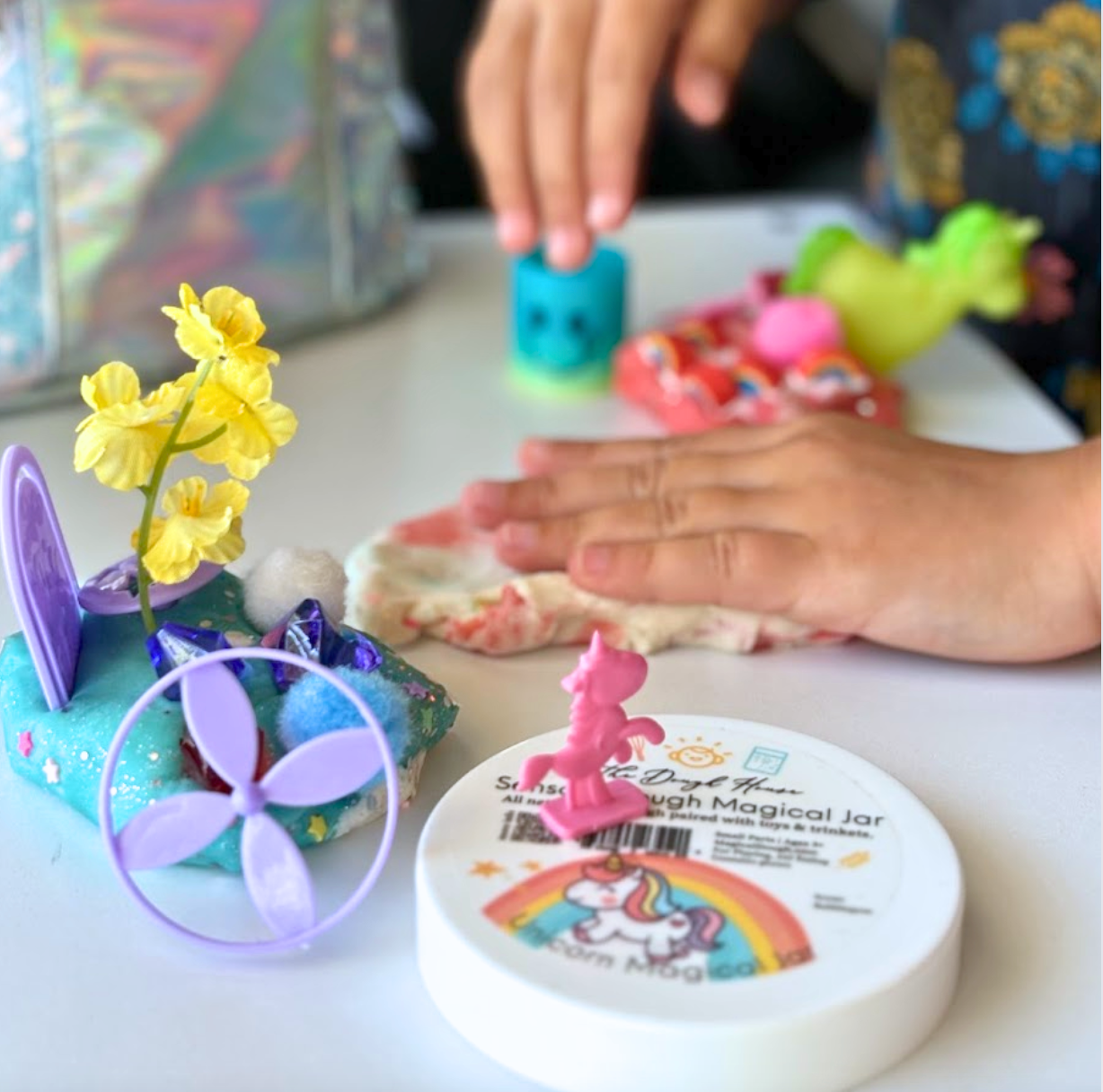 Unicorn Magical Play Dough Jar (Super Size / 16 oz)