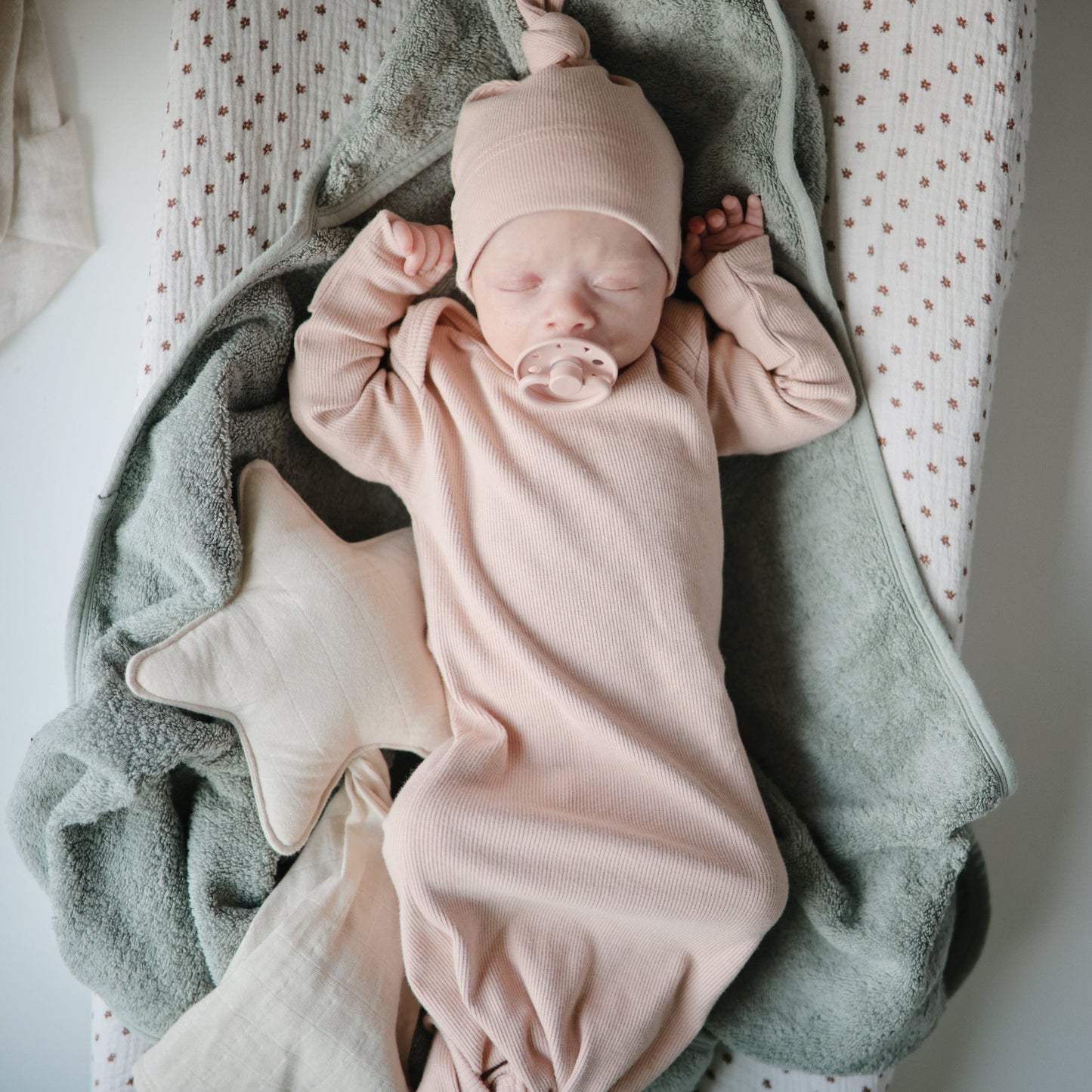 Organic Cotton Star Lovey Blanket