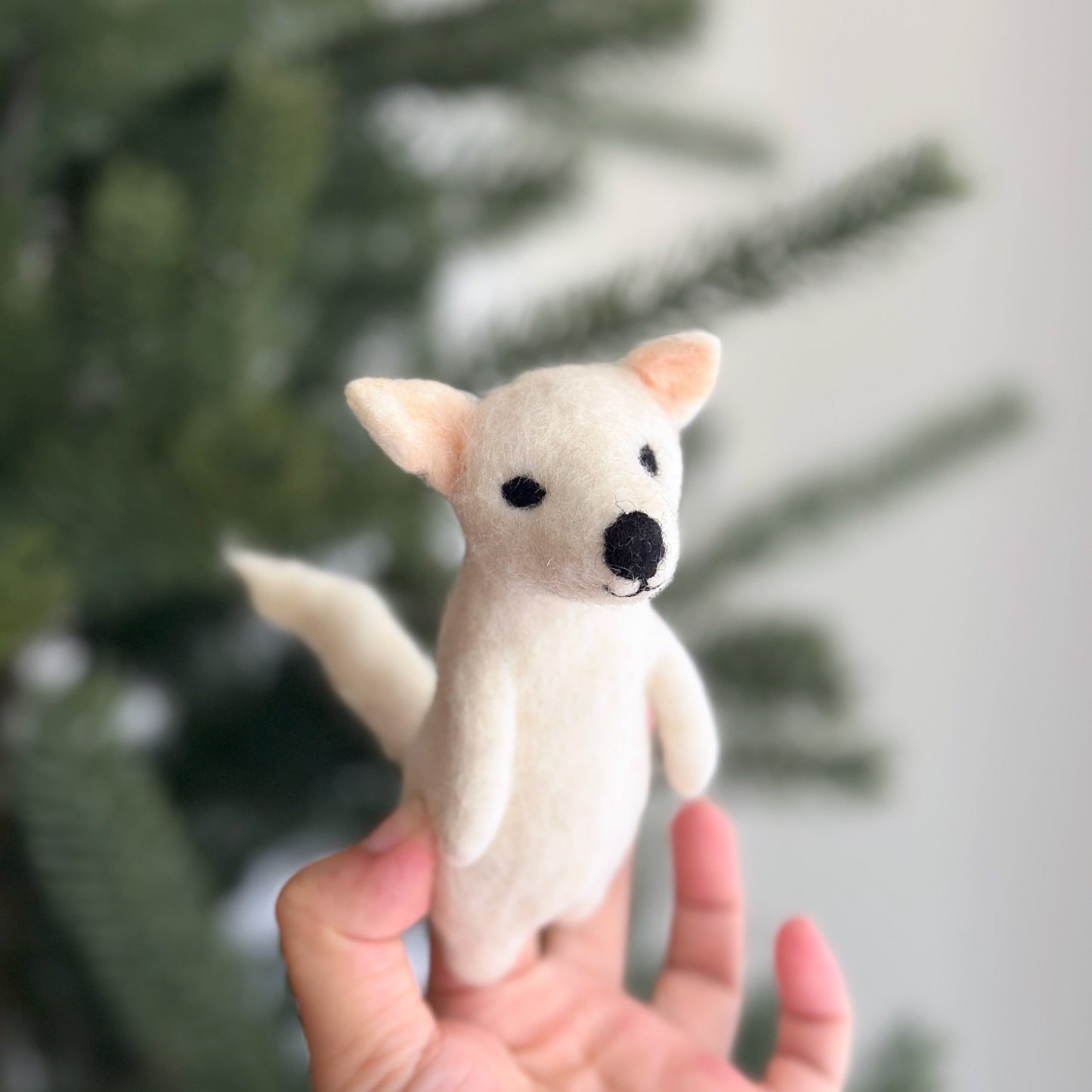 Dire Wolf Finger Puppet