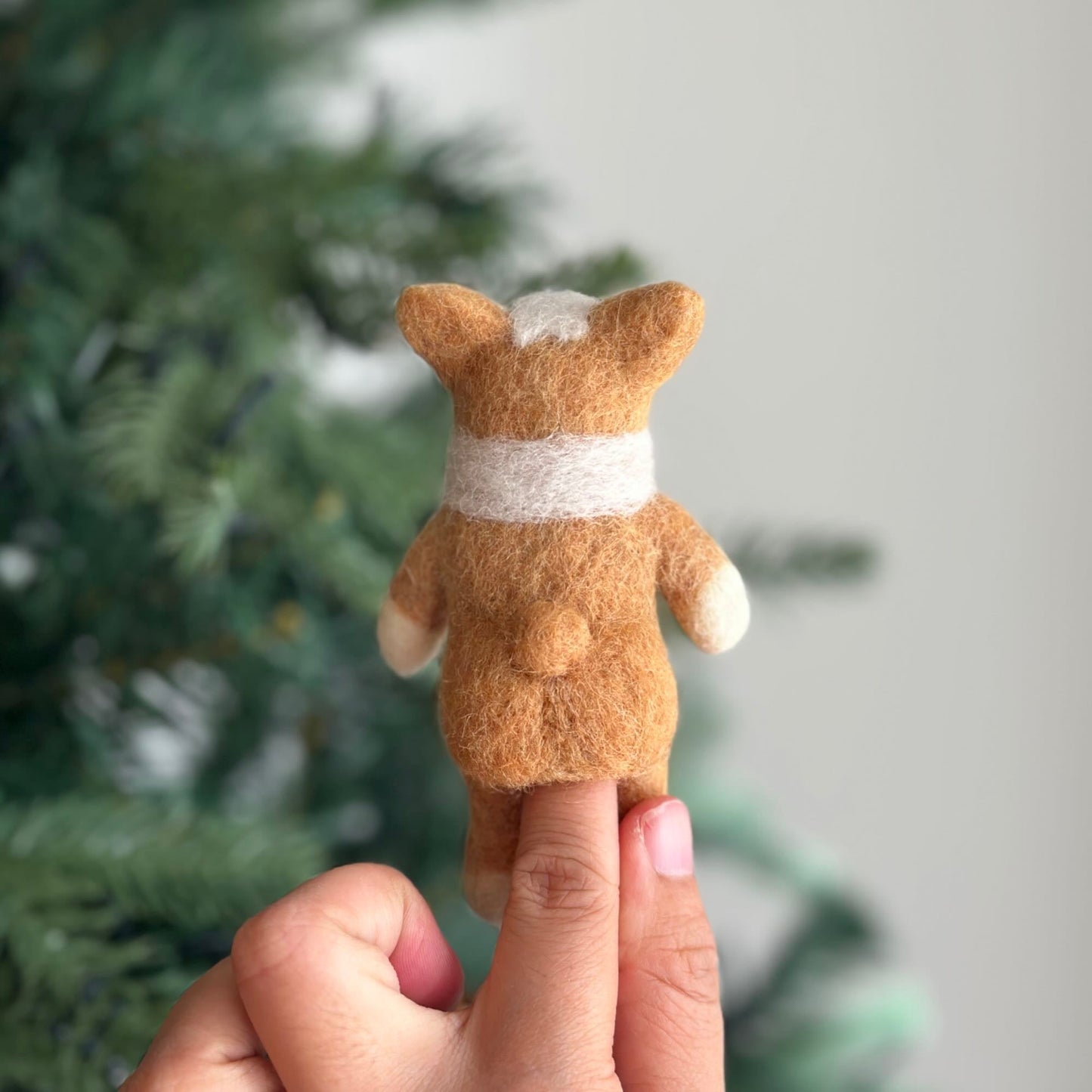Felt Finger Puppet: Corgi