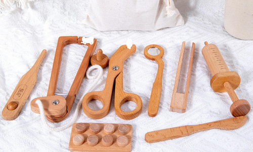 Wooden toy doctor kit play set