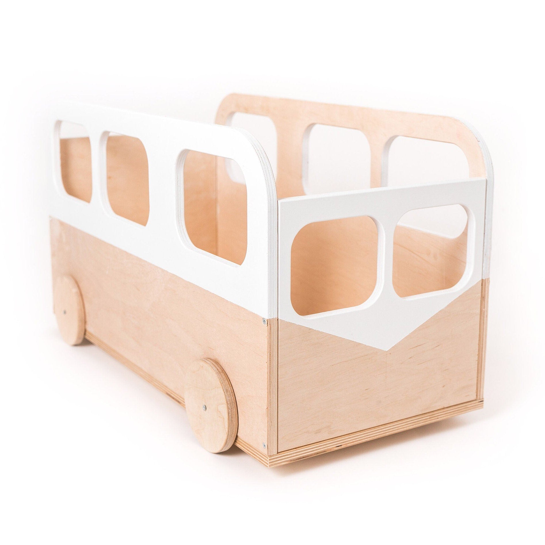 Toy Box on Wheels – Lindquist Lane